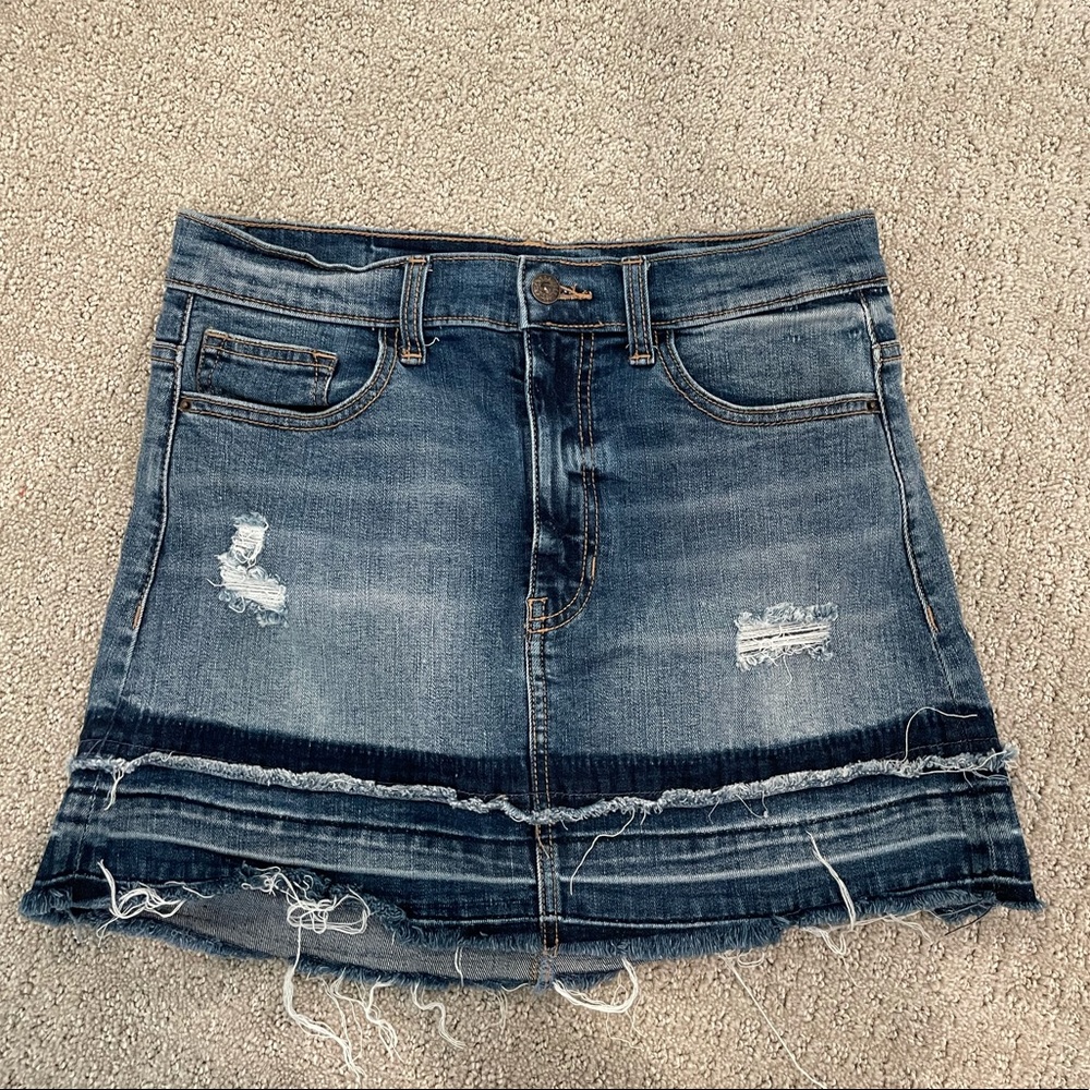 Sneak peek jean skirt medium